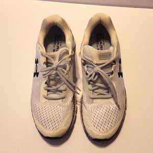 GUC Men Under Armour size 12